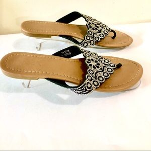 Brillo  Embellish T Flip Flops Sandals